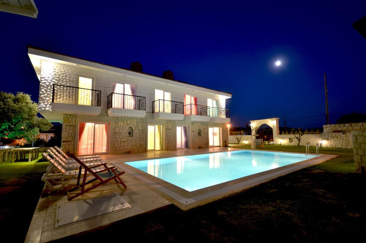 Ruezgar Guelue Butik Otel Alaçatı Exterior photo