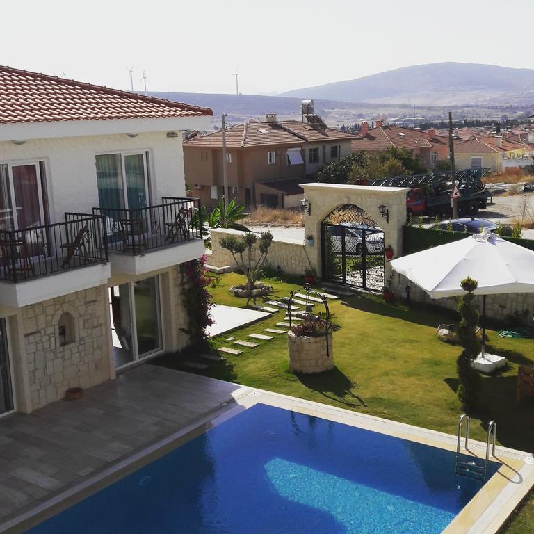 Ruezgar Guelue Butik Otel Alaçatı Exterior photo